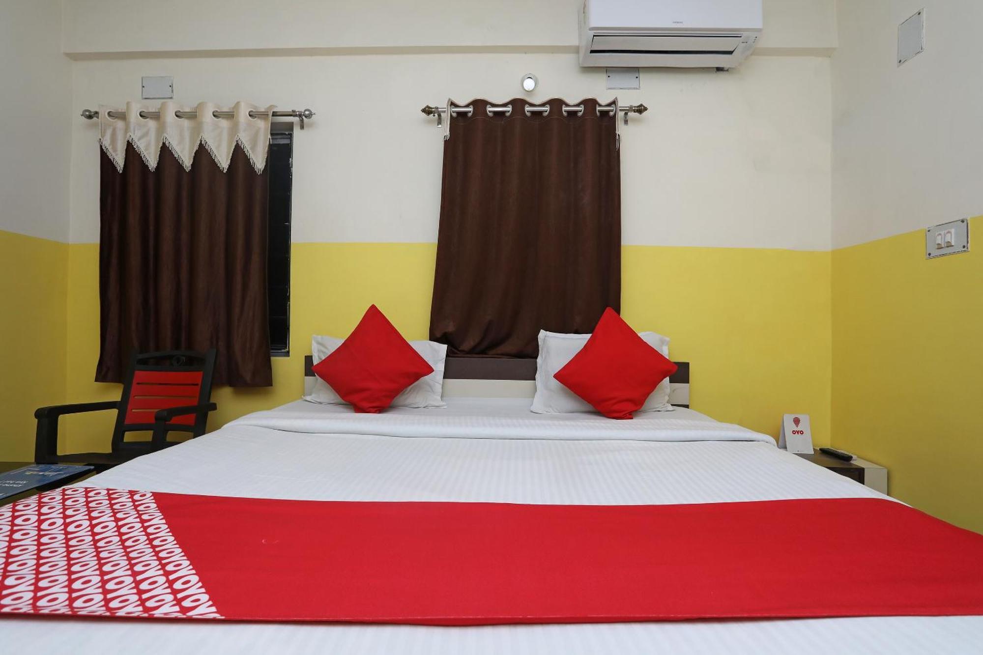 Oyo 26152 Hotel Aarush ディガ エクステリア 写真